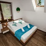 Nad Stawami Ujanowice