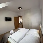 Nad Stawami Ujanowice
