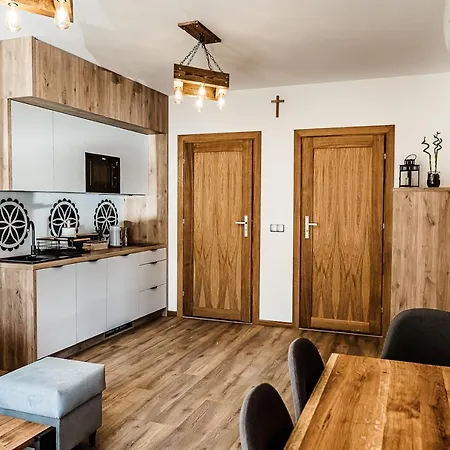 アパート Nad Stawami Ujanowice