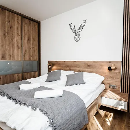 アパート Nad Stawami