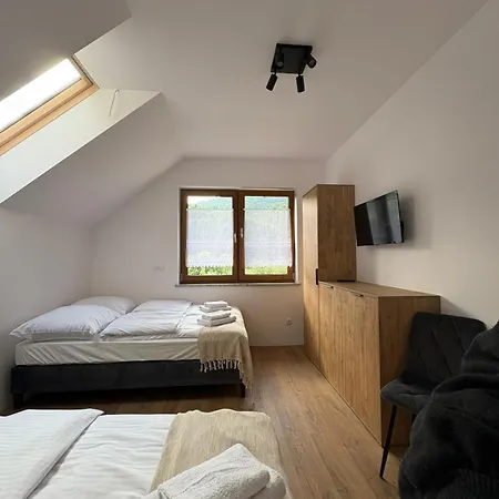 Apartamento Nad Stawami Ujanowice